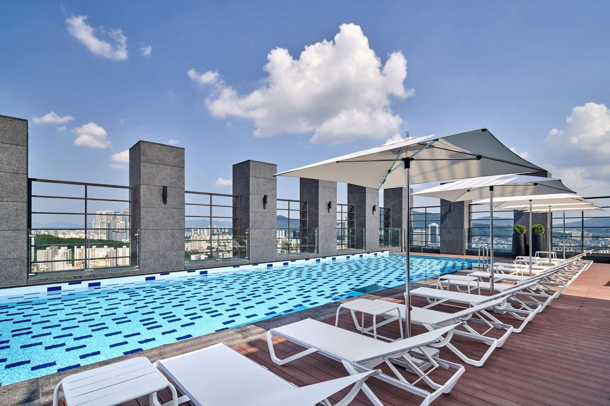 Hilton Garden Inn Seoul Gangnam Extérieur photo